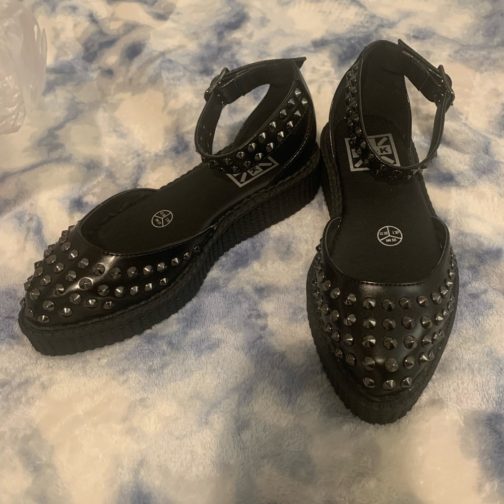 Black Vegan TUK Pointed Studded Flats/creepers